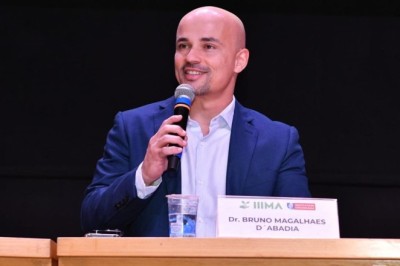 Bruno Magalhães D'Abadia assume presidência do Ipasgo Saúde
