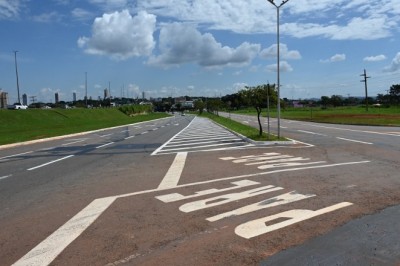 Prefeitura de Goiânia entrega melhorias na Avenida do Cerrado para otimizar o trânsito na região