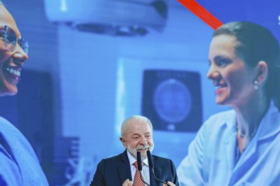 Governo Federal anuncia 3 mil bolsas de residência e 500 vagas para especialistas no SUS