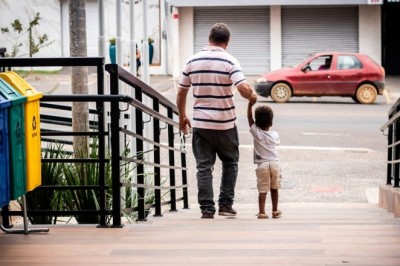Nos ultimos anos 845 crianças foram registradas sem o nome do pai em Caldas Novas