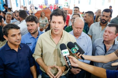 Em Guarinos, Daniel Vilela participa da Romaria de Nossa Senhora da Penha