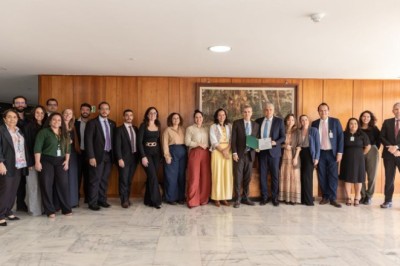 Secom e Conar assinam acordo para fortalecer combate a fraudes e golpes envolvendo programas e políticas de governo