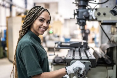 Desemprego cai a 5,6% no trimestre encerrado em julho, menor da série histórica iniciada em 2012