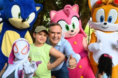 Zoológico supera expectativa de público e nove mil pessoas visitam espaço neste domingo