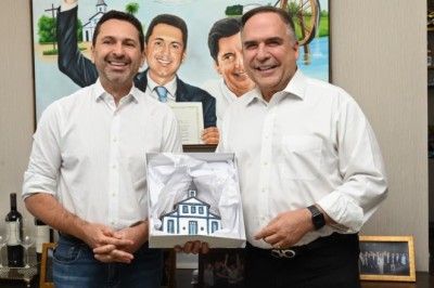 Sandro Mabel e Leandro Vilela discutem ações conjuntas para Goiânia e Aparecida