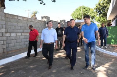 Prefeito Sandro Mabel entrega muro do Cemitério Parque e restauração da fachada do Santana