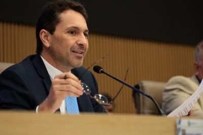 Prefeito Vilela sanciona lei que garante gratificação aos Agentes Comunitários de Saúde e supervisores