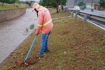Comurg intensifica limpeza urbana e combate alagamentos em Goiânia