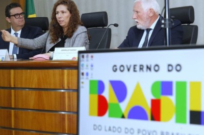 Governo do Brasil divulga prazos para adoção gradual do cadastro biométrico de usuários de benefícios sociais