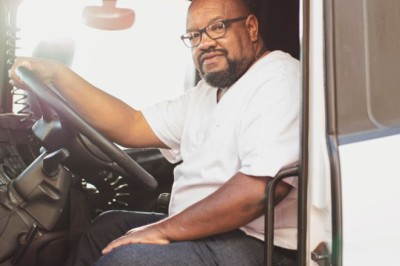 Nova linha de crédito de R$ 6 bilhões apoia caminhoneiros na compra de veículos novos e seminovos