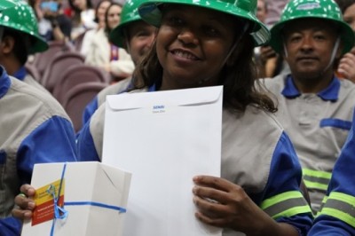 Mulheres lidera turma de formandos da Escola de Eletricistas em Goiás