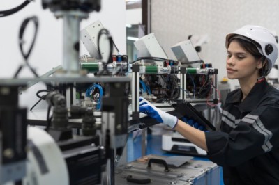 Indústria brasileira fecha 2024 com crescimento de 3,1%