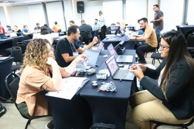 Governo de Goiás investe R$ 1,3 milhão na formação de professores para fortalecer ciência e inovação