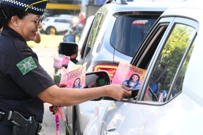 Prefeitura de Goiânia promove blitz educativa para conscientização e proteção das mulheres no trânsito
