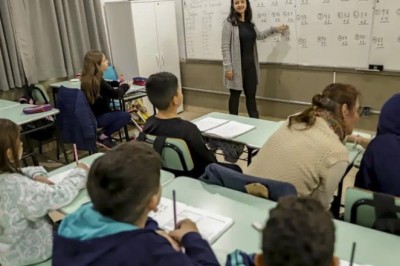 Governo Federal inicia escuta nacional de professores que ensinam matemática