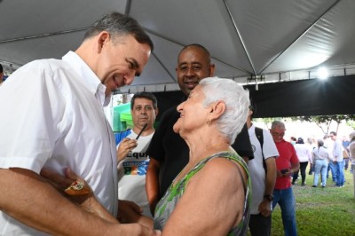 “População reconhece o esforço da prefeitura para manter Goiânia limpa”, afirma Mabel ao abrir o 22º Mutirão dos 100 dias na Região Sudoeste "E"”