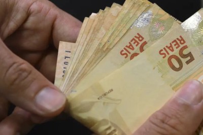 Em três dias, Crédito do Trabalhador ultrapassa 40 milhões de simulações. Saiba como funciona