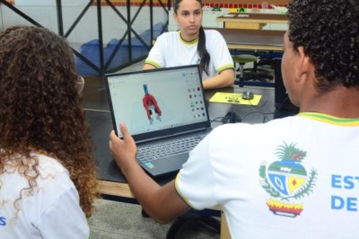 Escolas do Futuro impulsionam empreendedorismo inovador em Goiás