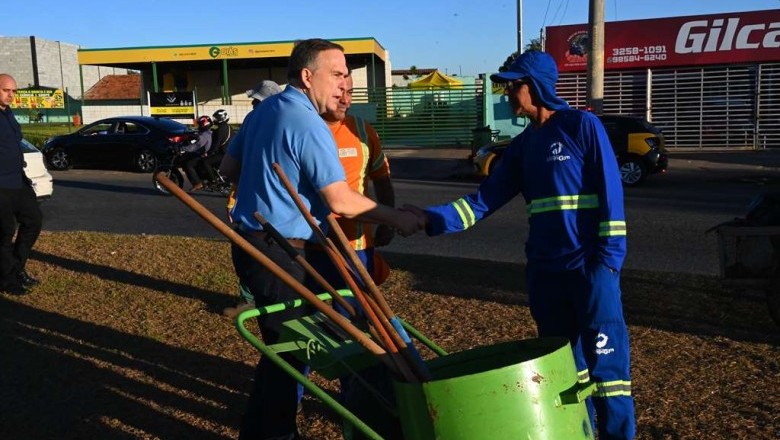 Moradores do Jardim Guanabara comemoram obras de reestruturação asfáltica na Avenida Vera Cruz: “vai ficar um tapete”