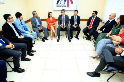 MPGO debate futuro da carreira e inova com inteligência artificial em Uruaçu