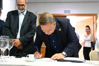 Prefeito Mabel assina decreto que garante reserva de áreas para futuras ruas em Goiânia