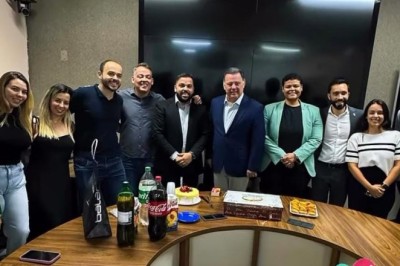 Marconi Perillo visita Câmara de Goiânia e reforça diálogo com vereadores em pré-campanha para 2026