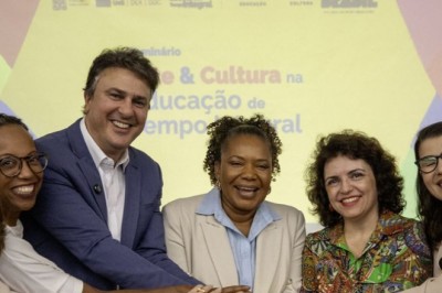 Governo do Brasil financia projetos artísticos em escolas de tempo integral