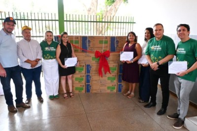 Prefeitura de Goiânia entrega mais 300 ares-condicionados para escolas e CMEIs