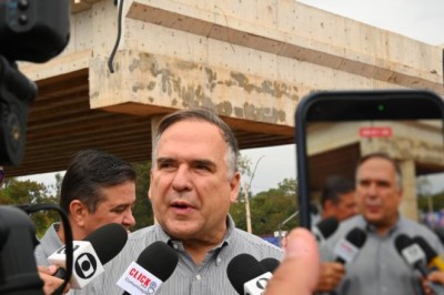 Prefeito Mabel autoriza retomada das obras do viaduto da Avenida Leste-Oeste