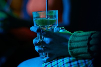 Governo do Brasil orienta combate à venda de bebidas adulteradas com metanol e reforça medidas de proteção