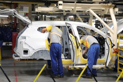 Indústria em Goiás cresce 4,4% em setembro e mantém alta