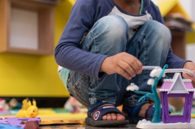 Unimed Goiânia deve indenizar criança com deficiência após atuação da DPE-GO