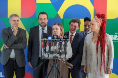 Governo reforça posicionamento em torno do fim da escala 6x1