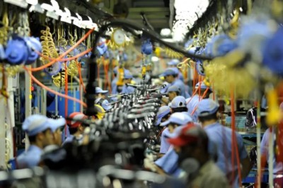 PIB varia 0,1% no terceiro trimestre e alcança 2,4% de crescimento no ano