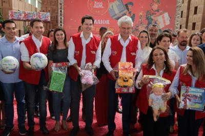 OVG, Governo de Goiás e Prefeitura distribuem mais de 25 mil brinquedos em Aparecida neste domingo