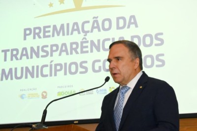 Prefeito Sandro Mabel recebe premiação no Programa Nacional de Transparência Pública