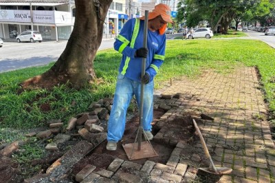 Comurg promove a reestruturação das calçadas das avenidas Emílio Póvoa, na Vila Redenção  e  Circular, no Setor Pedro Ludovico