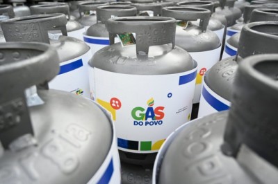 Gás do Povo inclui mais 950 mil famílias e chega a 17 capitais nesta segunda (26)