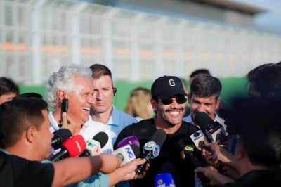 Caiado vistoria ajustes finais no autódromo de Goiânia para MotoGP