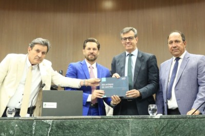 Procurador-geral de Justiça entrega relatório de gestão do MPGO à Assembleia Legislativa de Goiás com balanço das ações de 2025