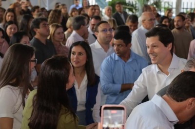 Governo de Goiás e Prefeitura de Aparecida trabalham juntos na campanha Aquecendo Vidas, lançada por Iara e Daniel