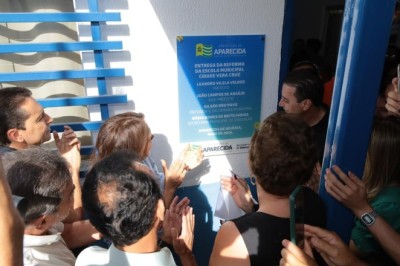 Prefeito Vilela entrega reforma da Escola Municipal Cidade Vera Cruz I