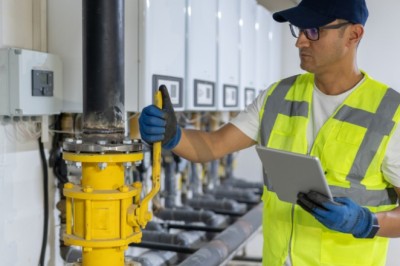 Brasil gera 85,8 mil empregos formais em abril e saldo no ano chega a quase 700 mil