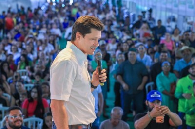 Daniel Vilela e Iara levam Goiás Social a Nova Crixás