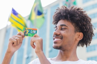 Governo de Goiás abre cadastro e recadastro do Passe Livre Estudantil para 2026