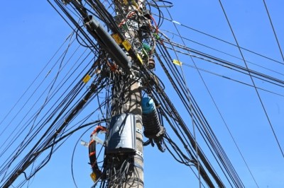 Operação Cidade Segura já mobilizou 38 empresas para regularização da rede aérea em Goiânia