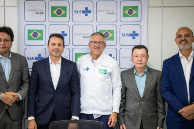 Em agenda com ministro da Saúde, prefeito Vilela busca novos investimentos para saúde de Aparecida
