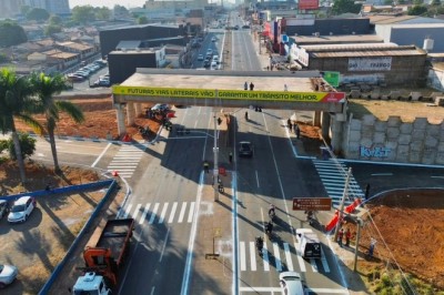 Mabel libera primeira pista lateral do viaduto da Leste-Oeste