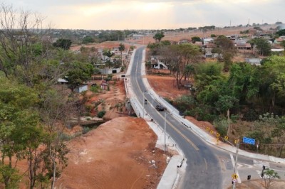 Gestão Vilela entrega à população nova ponte entre o Colinas de Homero e Veiga Jardim