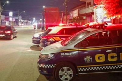 GCM flagra caminhões descartando entulho irregularmente em áreas públicas de Goiânia